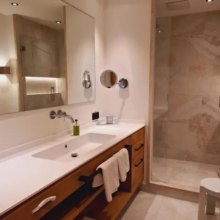 桑恩斯皮特泽酒店 酒店 埃尔瓦尔德